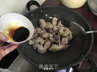 花生香菇焖猪蹄的做法步骤:10
