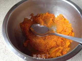 【8寸南瓜戚风蛋糕】的做法步骤:4