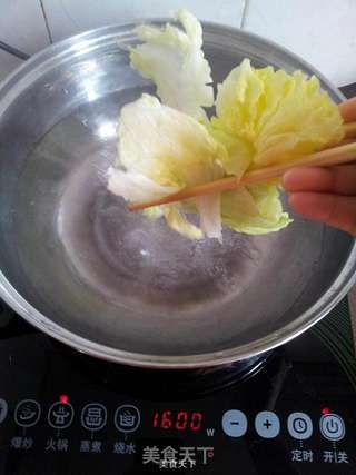 剁椒卷生菜的做法步骤:5