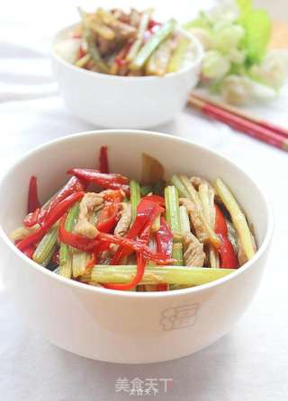 芹菜肉丝的做法步骤:12