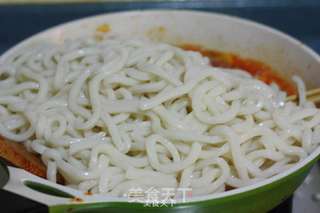 泡菜炒乌冬面的做法步骤:6