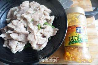 家宴上的五星菜【酸汤肉片】酸辣爽口下饭菜的做法步骤：7