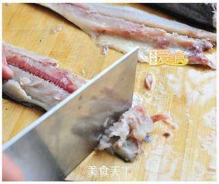 弹牙多汁满口汤的鲅鱼饺子的做法步骤:2