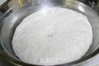 深讨孩子喜爱的小熊豆沙包的做法步骤：1