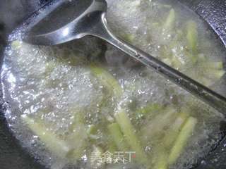 脚骨笋烧排骨的做法步骤:7