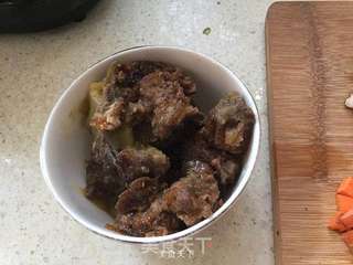 菠菜牛肉块面的做法步骤:5