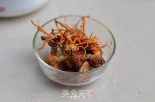 松茸炖牛肉的做法步骤:3