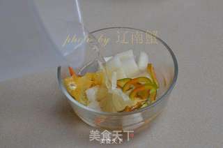雪梨三文鱼沙拉的做法步骤:4