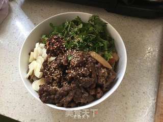菠菜牛肉块面的做法步骤:15