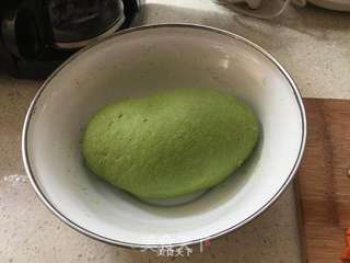菠菜牛肉块面的做法步骤:4