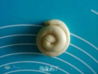 小蜗牛面包的做法步骤:12