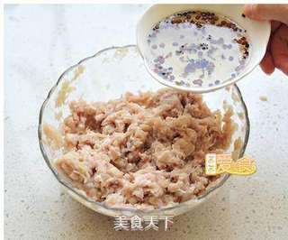 弹牙多汁满口汤的鲅鱼饺子的做法步骤:6