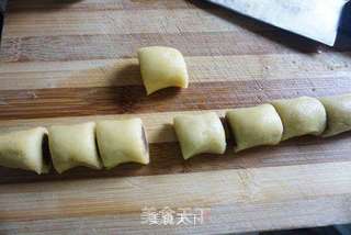 宝宝的小零食【豆沙一口酥】的做法步骤:9