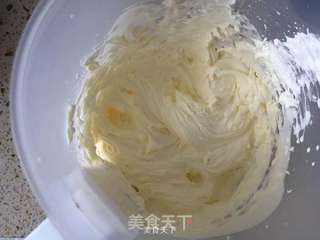 纸杯蛋糕的做法步骤:13
