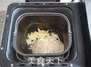 【全麦肉松吐司】--- 让早餐更加营养的做法步骤:4