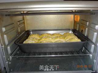 椰蓉小面包椰蓉小排包的做法步骤:11