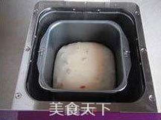 【蔓越莓吐司】--- 有点酸有点甜有点淡淡的清香的做法步骤:4