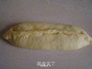 【橄榄油试用】浓香鲔鱼面包的做法步骤:9