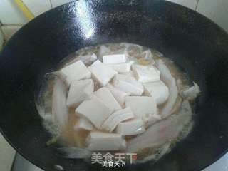 龙头鱼炖嫩豆腐的做法步骤:7