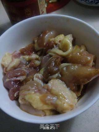 咖喱土豆鸡肉饭的做法步骤:2