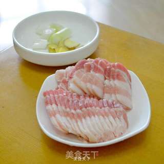 无水版焖豆角的做法步骤:2