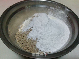香酥榛仁饼干的做法步骤:2