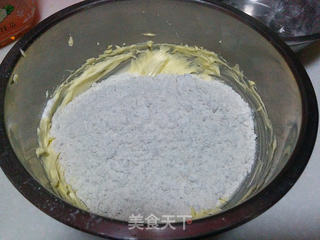 香酥榛仁饼干的做法步骤:5