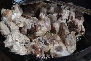 排骨烩菜的做法步骤:4