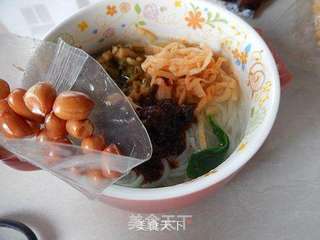 螺丝粉的做法步骤:7