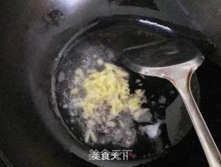 母亲节做妈妈最爱的那口面——蒜苔肉丝焖面的做法步骤:4