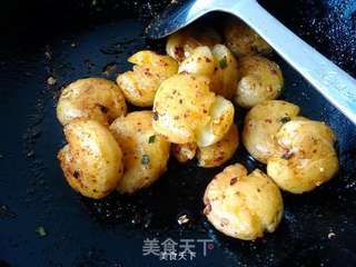 橄榄油香煎小土豆的做法步骤:10
