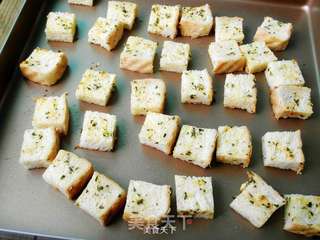 蒜香黄油吐司砖的做法步骤:7