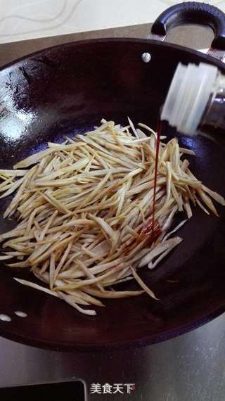 清炒牛蒡的做法步骤:6
