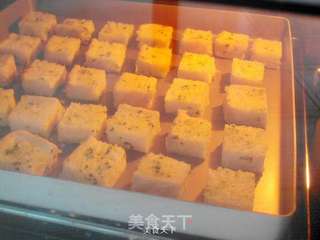 蒜香黄油吐司砖的做法步骤:6
