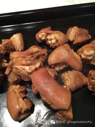 香酥猪蹄的做法步骤:4