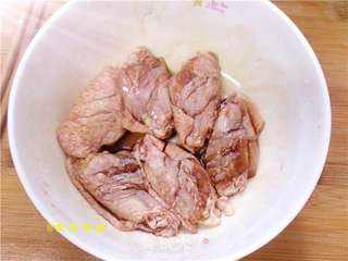 豆角烤鸡中翅的做法步骤:3