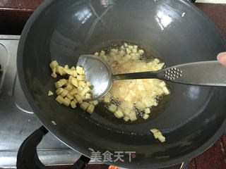 什锦炒饭的做法步骤:11