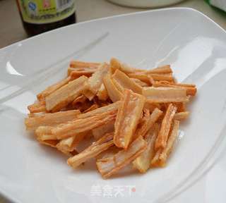 椒盐藕条—下酒菜的做法步骤:5