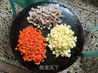 什锦炒饭的做法步骤:4