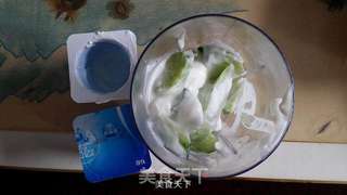 夏日之清爽黄瓜酸奶杯的做法步骤:2