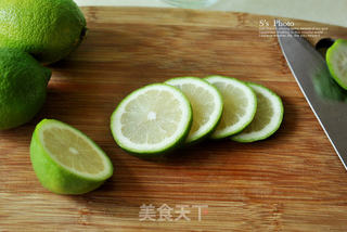 柠檬蜂蜜水的做法步骤:3