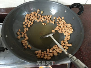 什锦炒饭的做法步骤:8