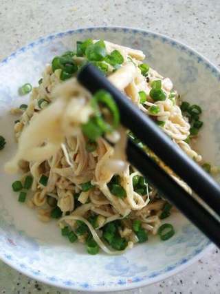 香葱油泼金针菇的做法步骤:12