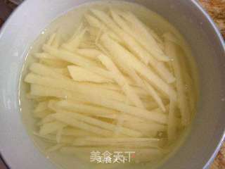 海带土豆丝的做法步骤:2