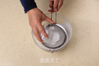绝对不可错过的柔软小尤物——泡沫蛋糕的做法步骤:3