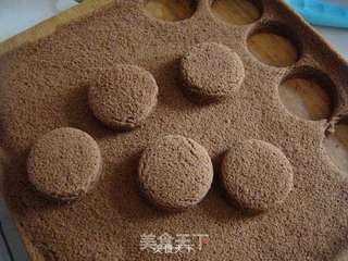 巧克力慕斯盆栽蛋糕的做法步骤:17