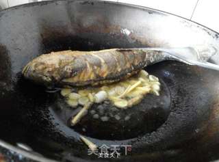 糖醋黄鱼的做法步骤:5