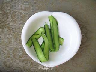三文鱼沙拉的做法步骤:6