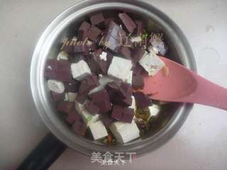 韭菜烧红白豆腐的做法步骤:6