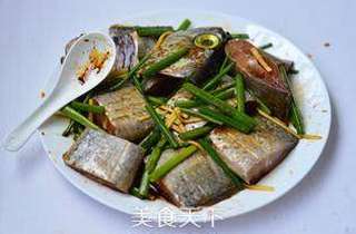 葱香烤带鱼的做法步骤:5